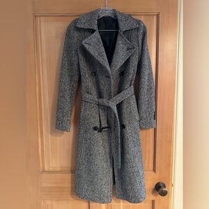 Elegant Gray Double-Breasted Women's Coat